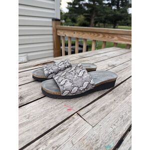 Naot Alana Slide Sandals women's size 39 (L8) black white python stretch comfort